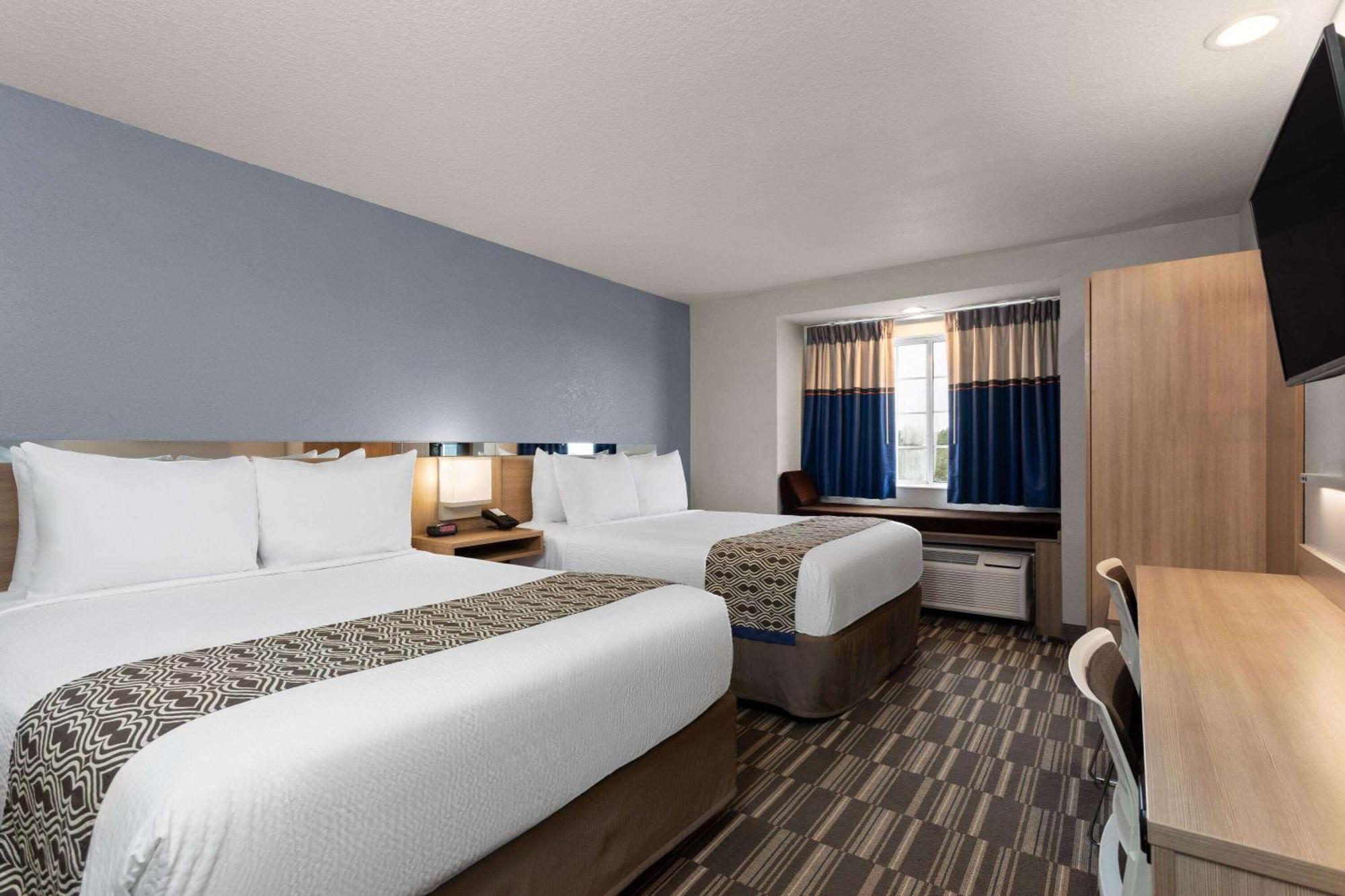 Microtel Inn And Suites - Zephyrhills Buitenkant foto