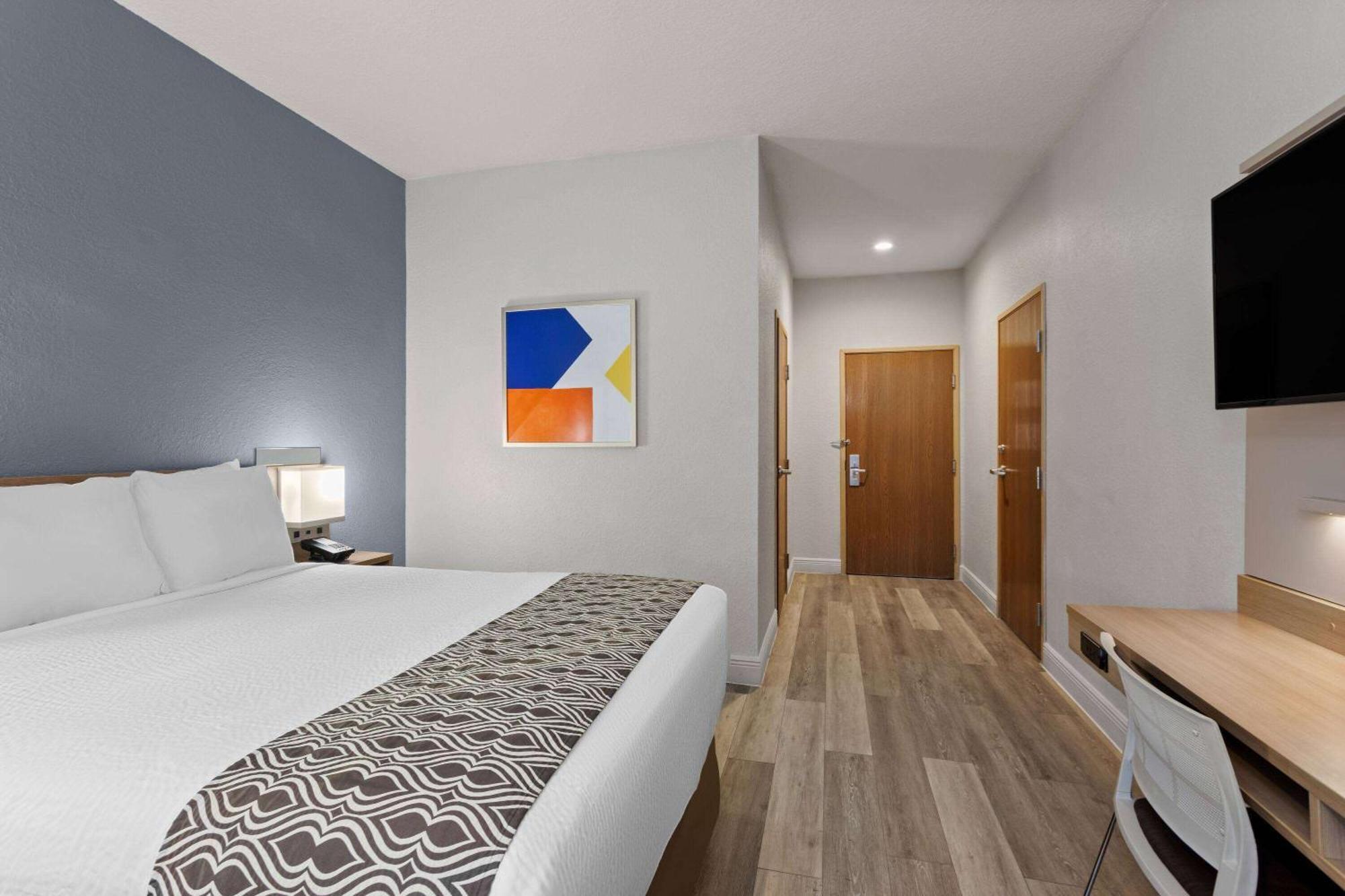 Microtel Inn And Suites - Zephyrhills Buitenkant foto