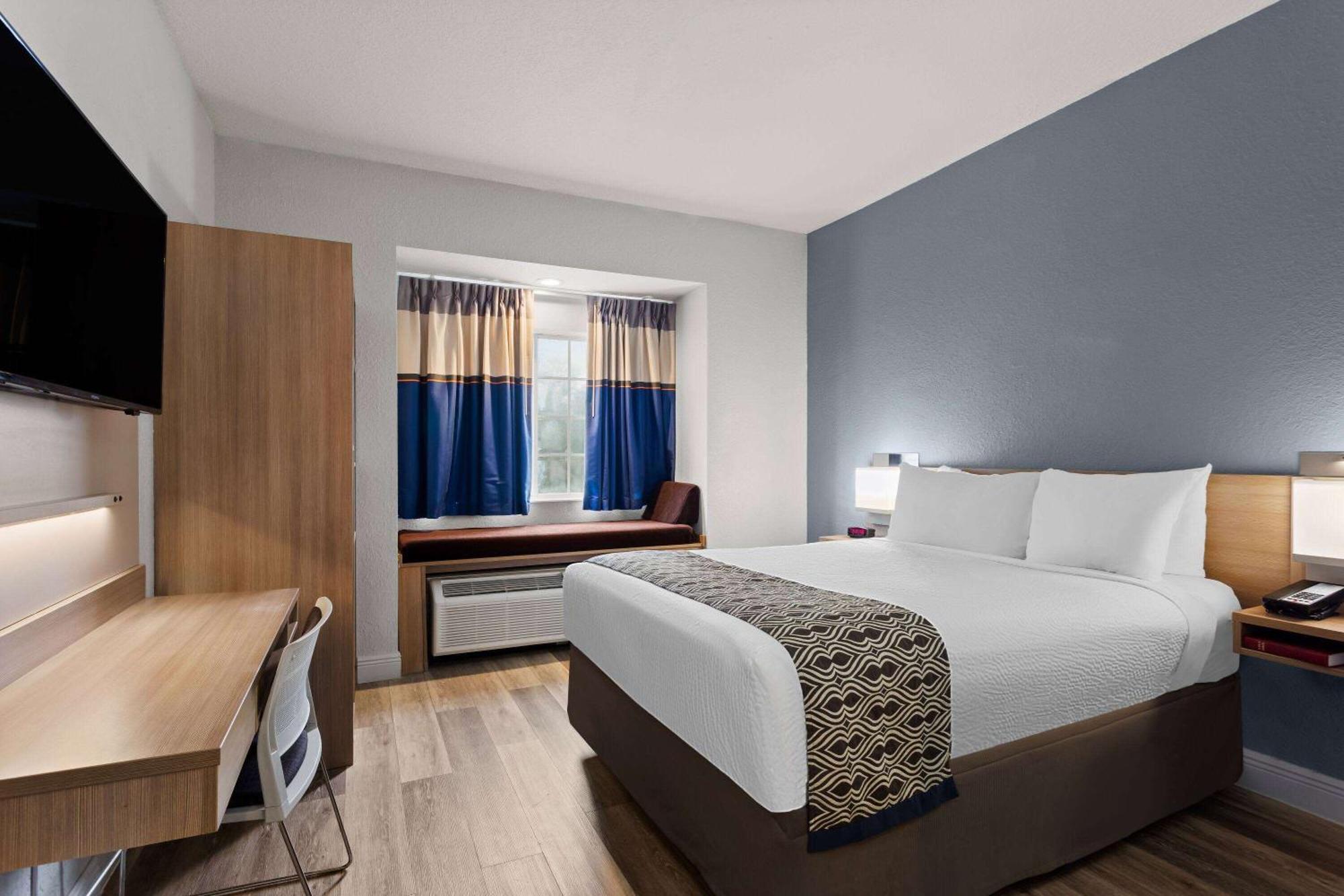 Microtel Inn And Suites - Zephyrhills Buitenkant foto